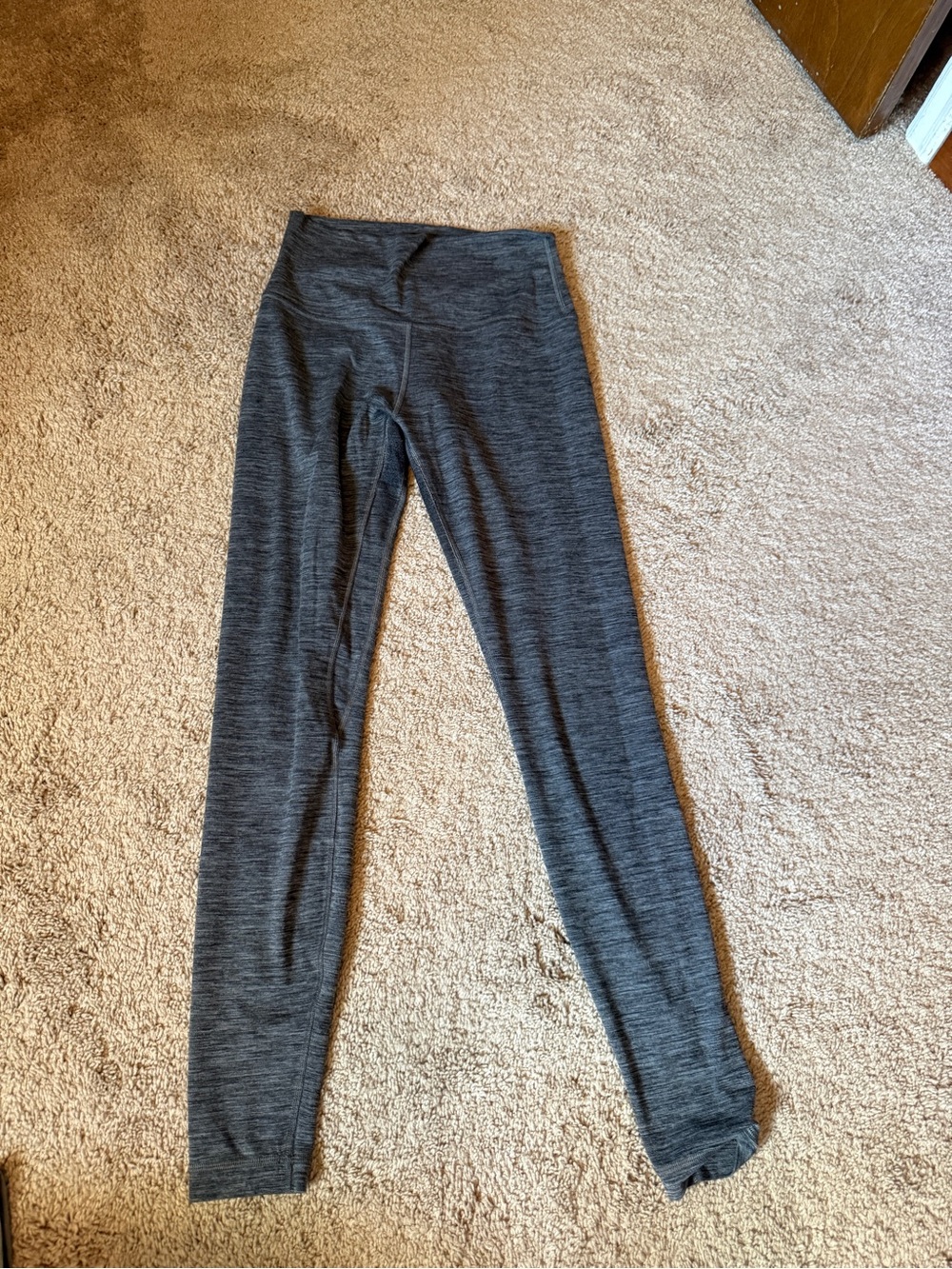 Lululemon aligns 25”